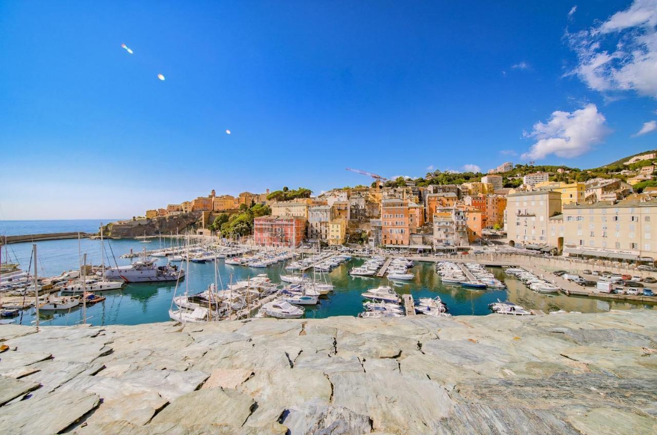 Апартаменты Beau T2 Sur Le Vieux Port, Centre De Bastia Бастия Экстерьер фото